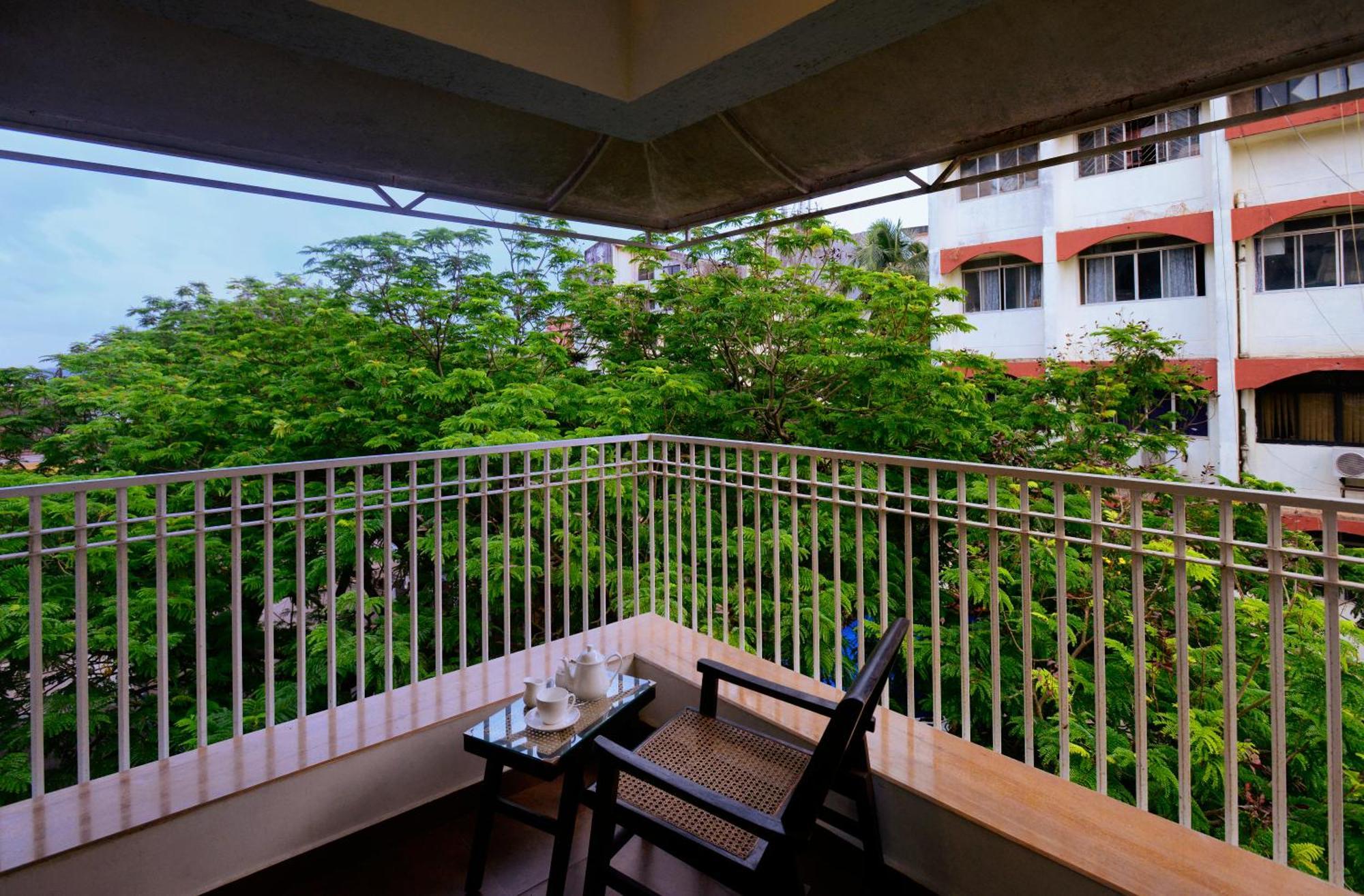 Treehouse Neptune Panaji Exterior foto