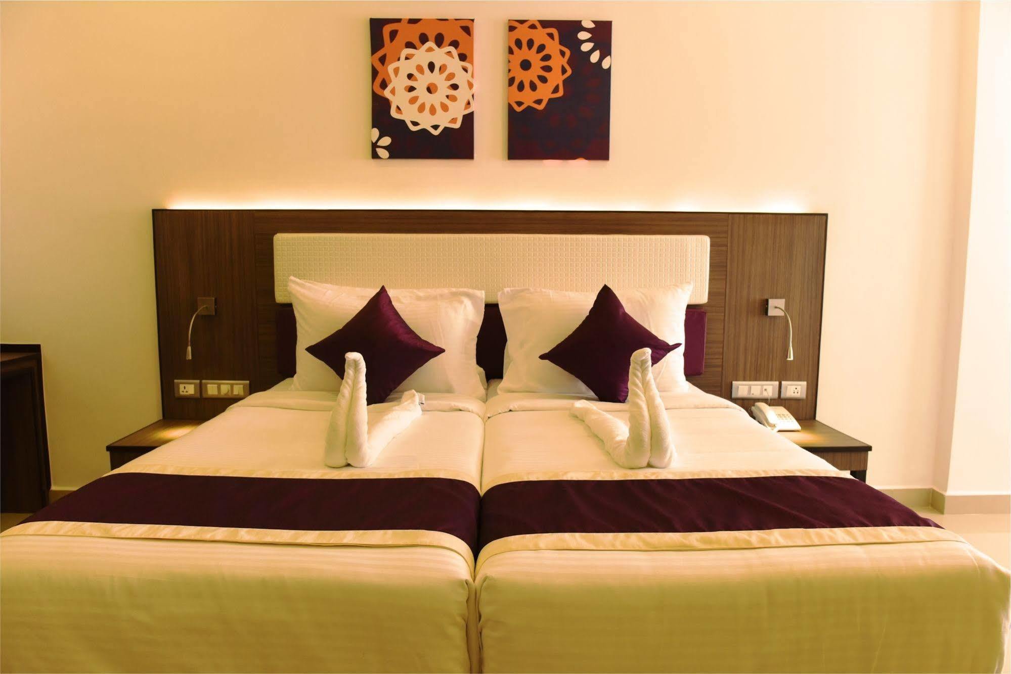 Treehouse Neptune Panaji Exterior foto