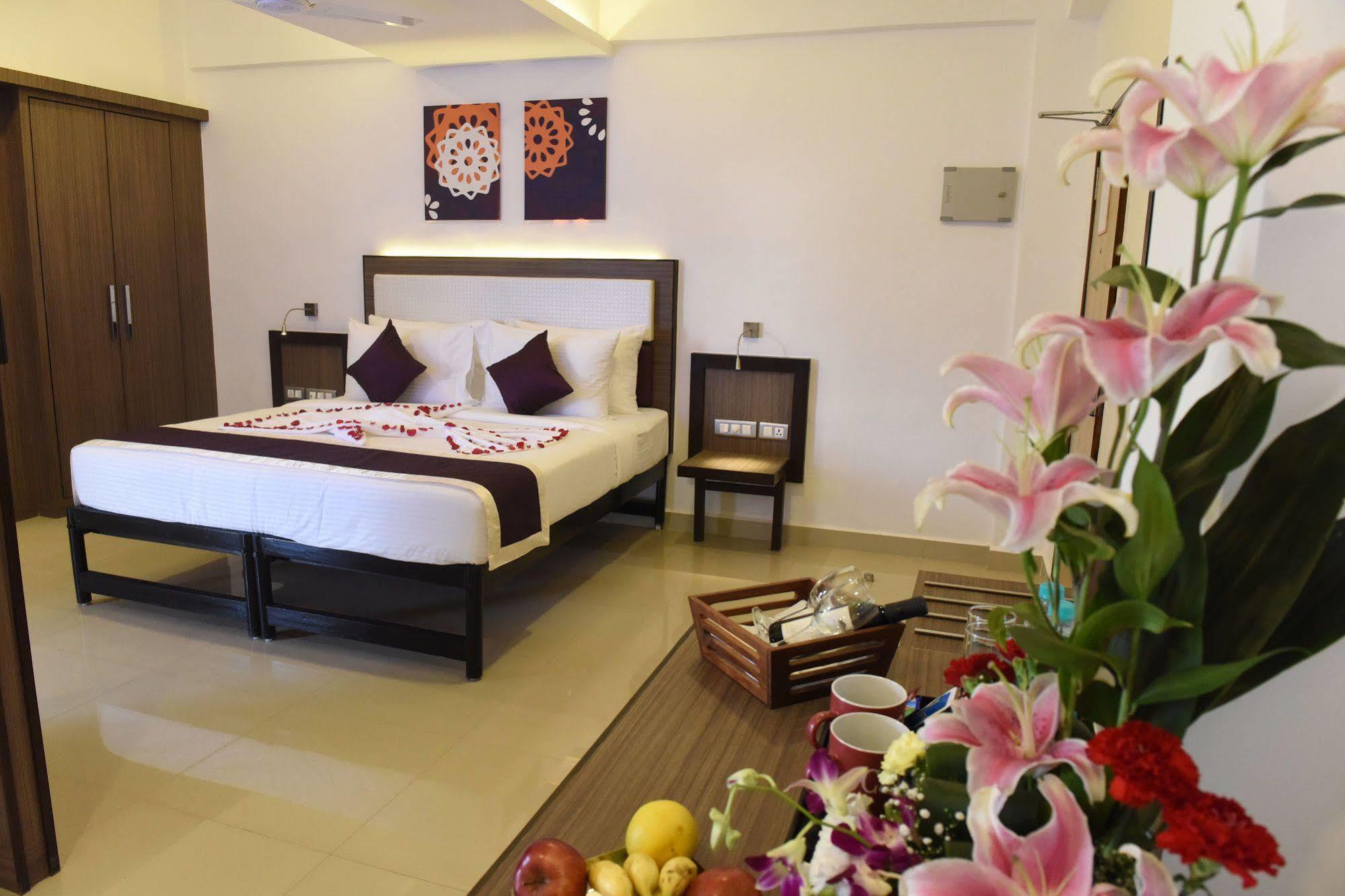 Treehouse Neptune Panaji Exterior foto